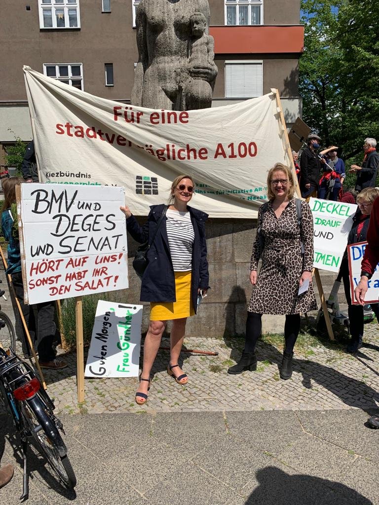 Bundestagsabgeordnete Lisa Paus und Petra Vandrey aus dem Abgeordnetenhaus